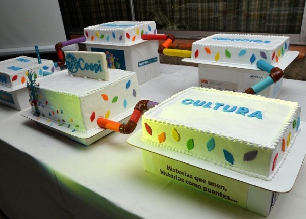 Tortas por aniversario de la Coopi