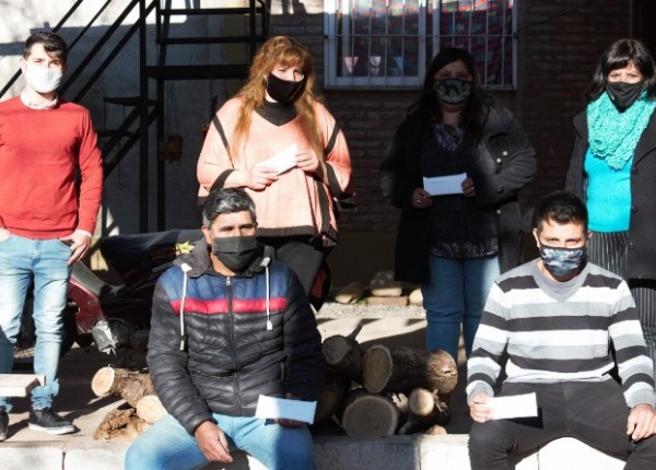 Entrega de microcréditos en Cosquín